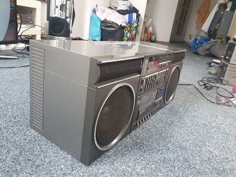 SANYO C4R Boombox rok 1983 rádiomagnetofón - 7