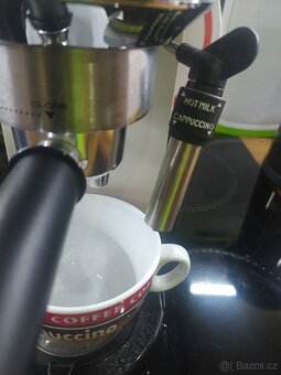 KÁVOVAR DELONGHI DEDICA STYLE EC685.M - 7