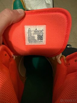 Nike Air Jordan 1 Mid SE Wheat Watermelon - 7