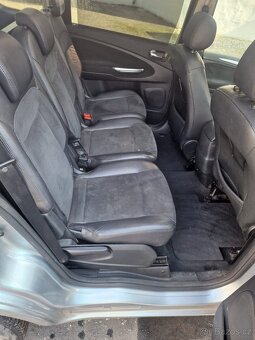 Ford s Max 2.0tdci Rok výroby: 2/2011 Najeto 250tis STK 4/26 - 7