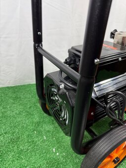 Bezvzduchový stříkací systém 900W - 7