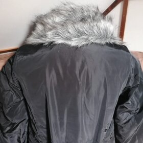 Krásná luxusní zimní bunda vel.38-40 - 7