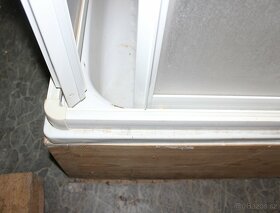 Posuvné dveře ke sprchovému koutu - 7