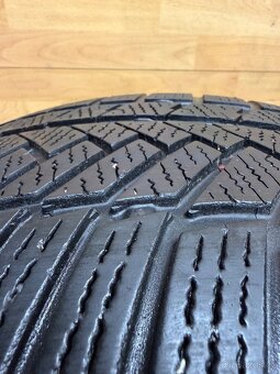 Zimní pneu 255/60/18 - 7