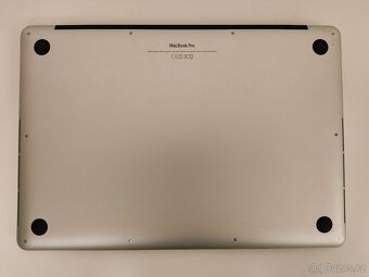 MacBook Pro 15 2014 | i7 • 8GB • 256GB - 7