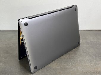 MacBook Pro 16" 2019 i7 512GB / 16GB / SG - 7