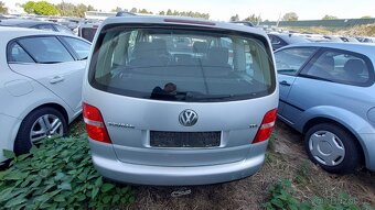 Volkswagen Touran 1.9 Tdi 74 KW jen 213 tis km 7-MÍST - 7