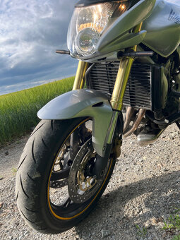 Honda CB600F Hornet - 7