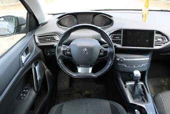 Peugeot 308, 1,5BlueHdi 75KW, ČR, SERVISKA, r.v. 2019 - 7