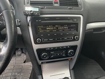 Škoda Octavia 1.4 tsi RV:2010 - 7
