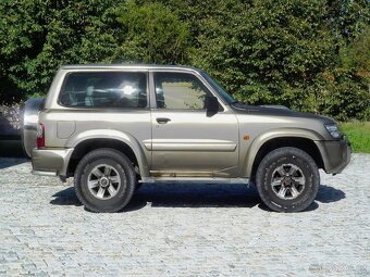 Nissan Patrol 3,0 GR - 7