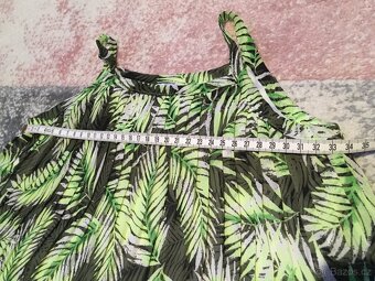 Letní dívčí set C&A, vel. 128 a 146 - 7