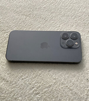 HLEDÁŠ IPHONE? Prodám Apple 13 PRO - 128GB - GRAY - 7