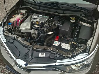 Toyota Auris 1.2turbo benzin,touring, 2017 ,edition sport - 7