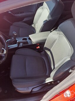 Renault Mégane 1.6 SCe 84kW ČR SERVISK - 7