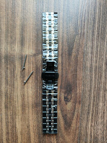 Kovové pásky rozteč 22mm - různé varianty - 7