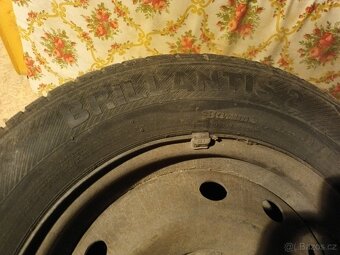Pneu s plechovými disky 185/65 r14 z Fiatu - 7