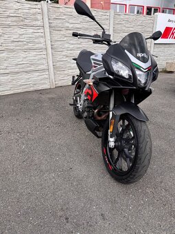 Aprilia Tuono 125 - 7