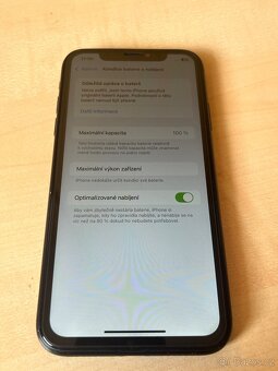 Iphone xr - 7