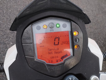 KTM DUKE 390 - 7