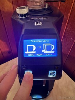 Kávovar Nuova Simonelli Appia II Compact + mlýnek MDX - 7