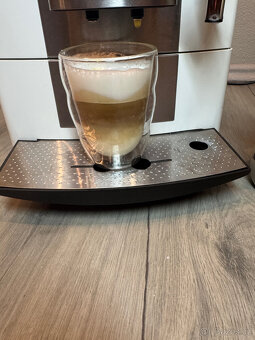 Automatický kávovar Miele na presso a mléčnou pěnu - 7