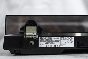 Gramofon PIONEER - 7