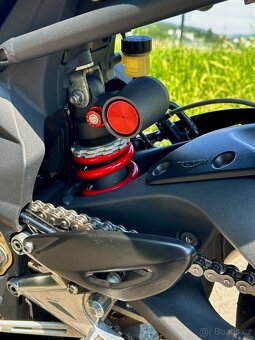 Triumph Street Triple 675 R TOP 2011 - 7