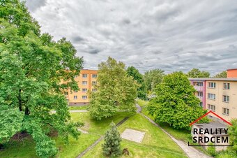 Prodej bytu v os. vlast. 2+1+prostorná lodžie/54 m2 na ul. C - 7