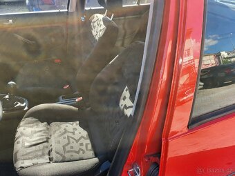 VW Golf 1.6i,74kw, nová STK. - 7