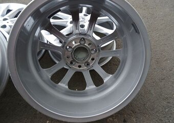 Disky originál Mercedes 17", rozteč 5x112,ET 38, šíře 6,5J - 7
