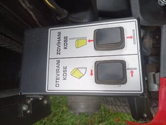 sekačka, zahradní traktor, traktor s uzávěrkou - 7