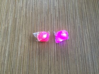 NOVÁ autíčka a NOVÉ svítící míčky, 25-69 Kč/ks - 7