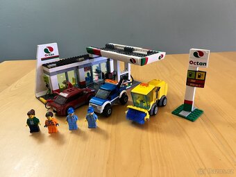 Prodám Lego 60132 - Čerpací stanice/autoservis 2v1 - 7