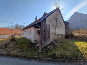 Dům se stodolou - 7