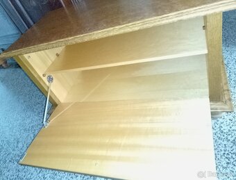 Dubový vyřezávaný botník - truhla - 7