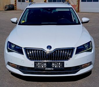 Superb  2.0  Tdi  DSG  Style - 7
