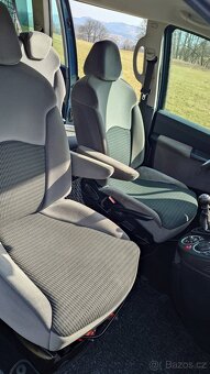 Citroën C8 2,0 100 kw HDI 16V,  7 míst + kola - 7