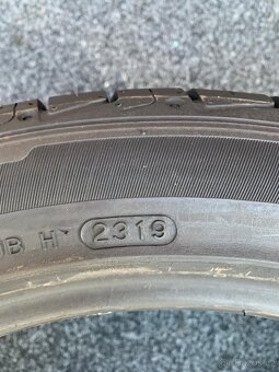 245/45R19 89W - 7