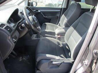 VW TOURAN 1,4CGI 110KW CNG bez koroze 05/2011 - 7