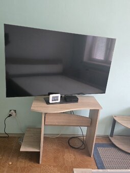Manželská postel + noční stolky + TV stolek - 7