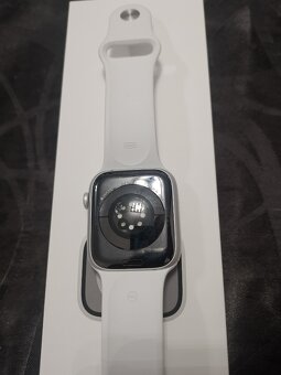 Apple Watch 8 45mm - Brno - 7