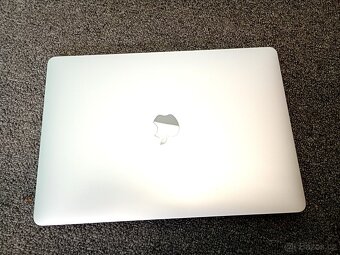 MacBook PRO 13 palců M1 chip 8 RAM 256 SSD NOVÝ 14cyklů - 7