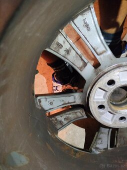 4ks alu disky orig. Škoda 5x100 R17 pneu 205/40 R17 5mm - 7