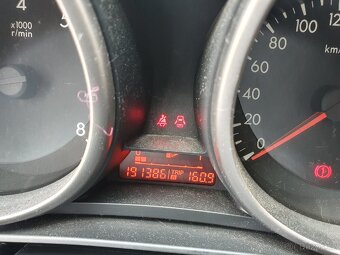 Mazda 3 - 7