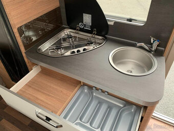 Karavan obytný přívěs Weinsberg CaraOne QD 420 - 7