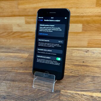 IPhone SE 2020 64GB, 100% baterie, černý (rok záruka) - 7