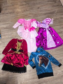 Balík holka 110/116, 122/128 - 7