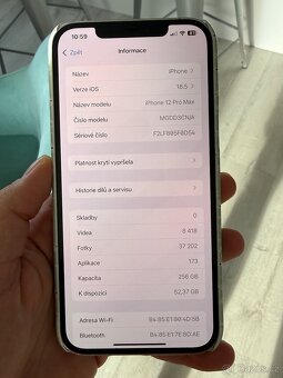 iPhone 12 PRO MAX 256GB bílá - 7