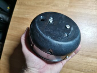 B10 Zetor Avia Liaz Tatra vlek zadní světlo PAL - 7